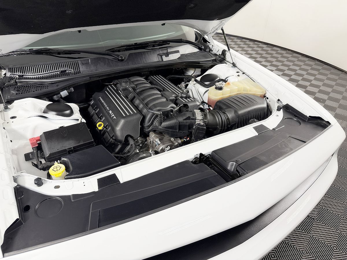Dodge Challenger photo 27