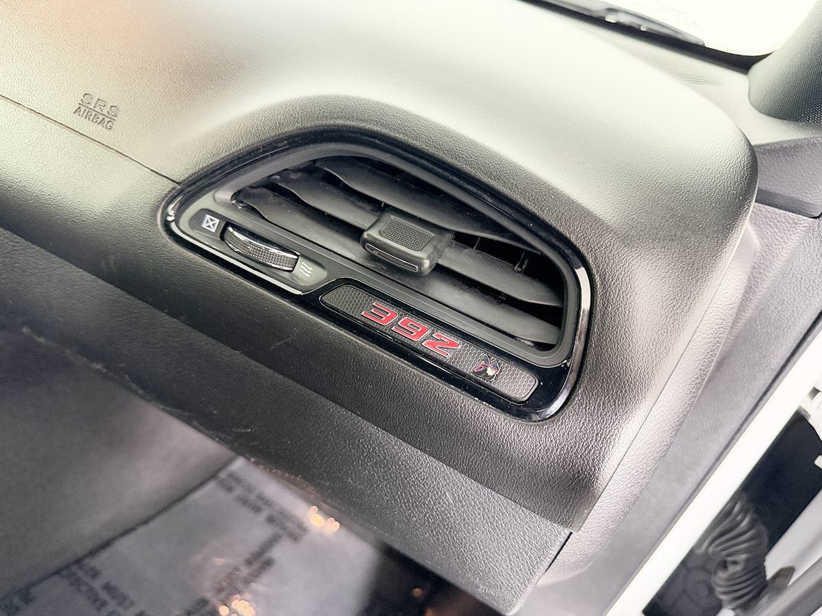 Dodge Challenger photo 50