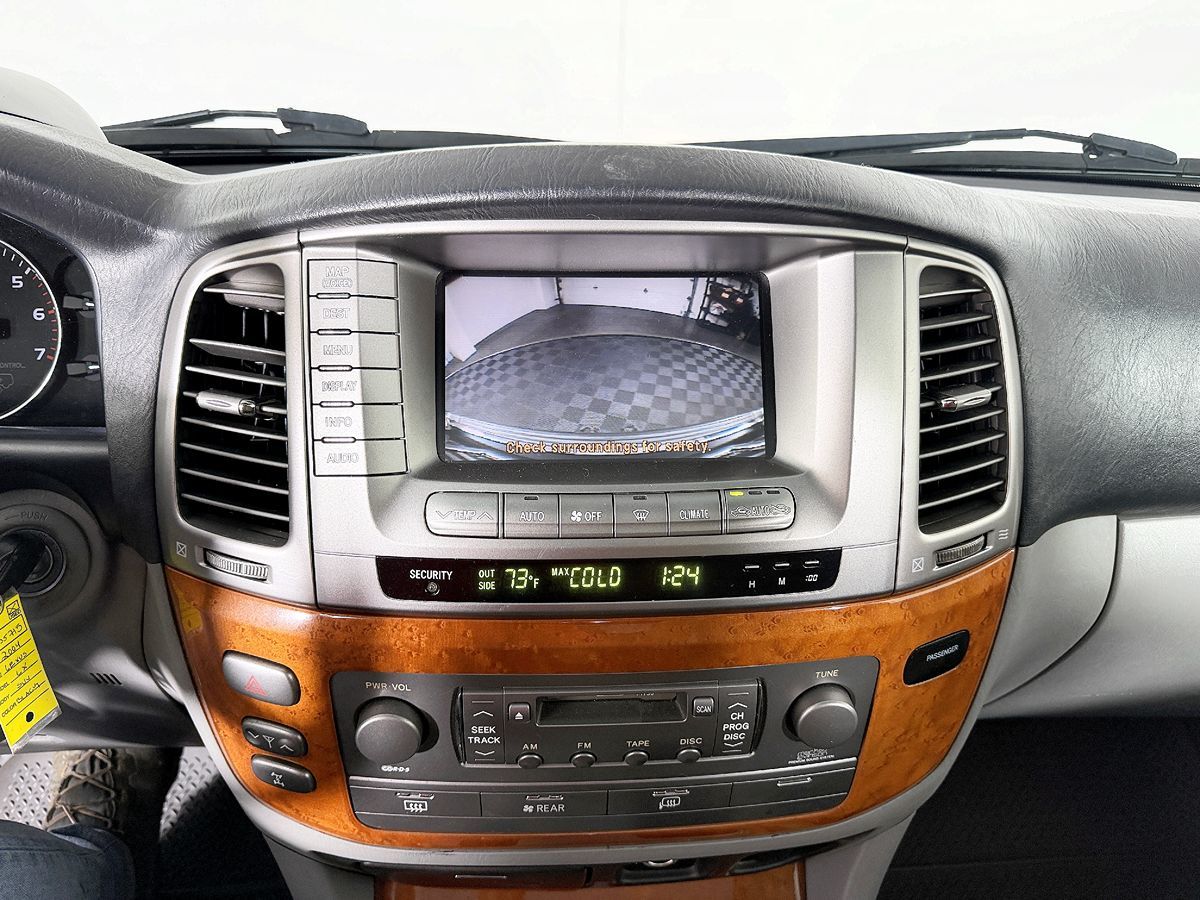 Used 2004 Lexus LX 470 in Lynnwood