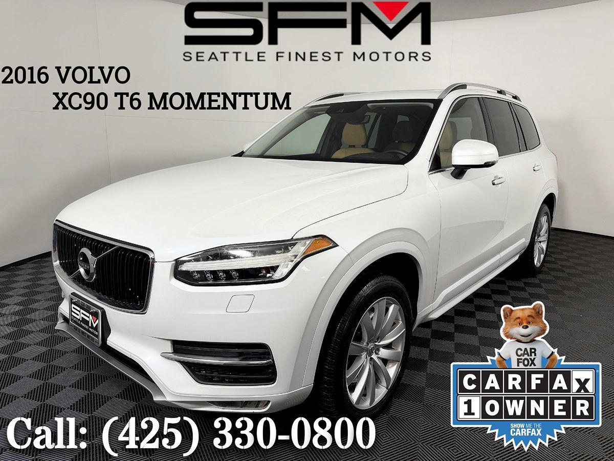 2016 Volvo XC90 T6 AWD Momentum's photo