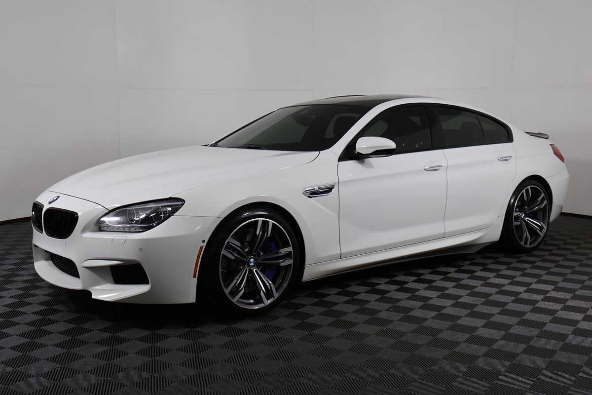 2015 BMW M6 -'s photo