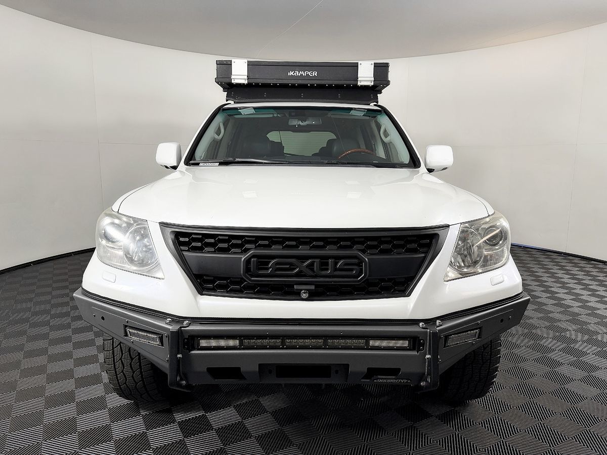 Lexus LX photo 4