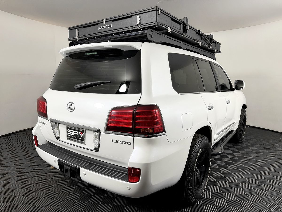 Lexus LX photo 10