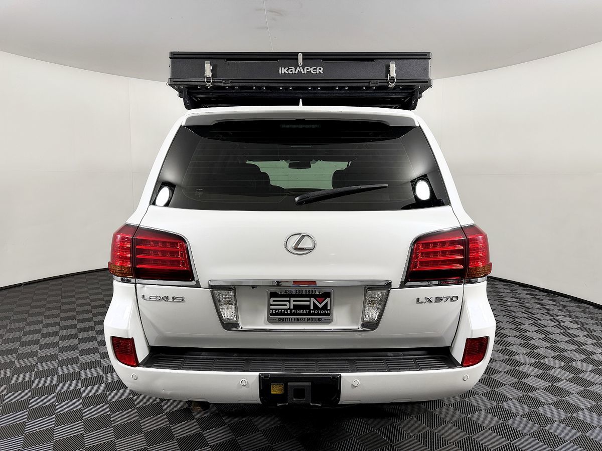 Lexus LX photo 11