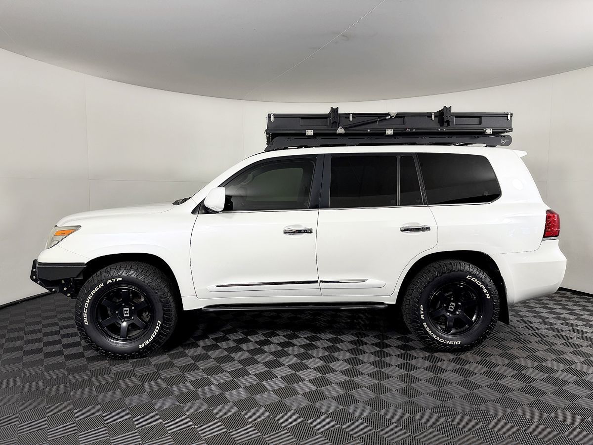 Lexus LX photo 21