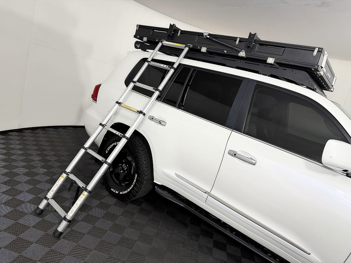 Lexus LX photo 24
