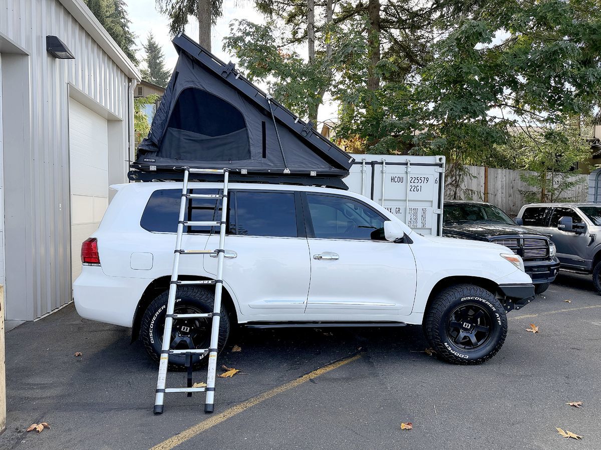 Lexus LX photo 26
