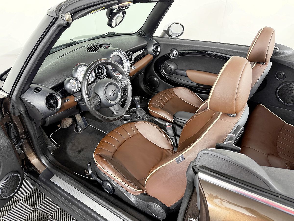 Sold 2012 MINI Cooper Convertible in Lynnwood