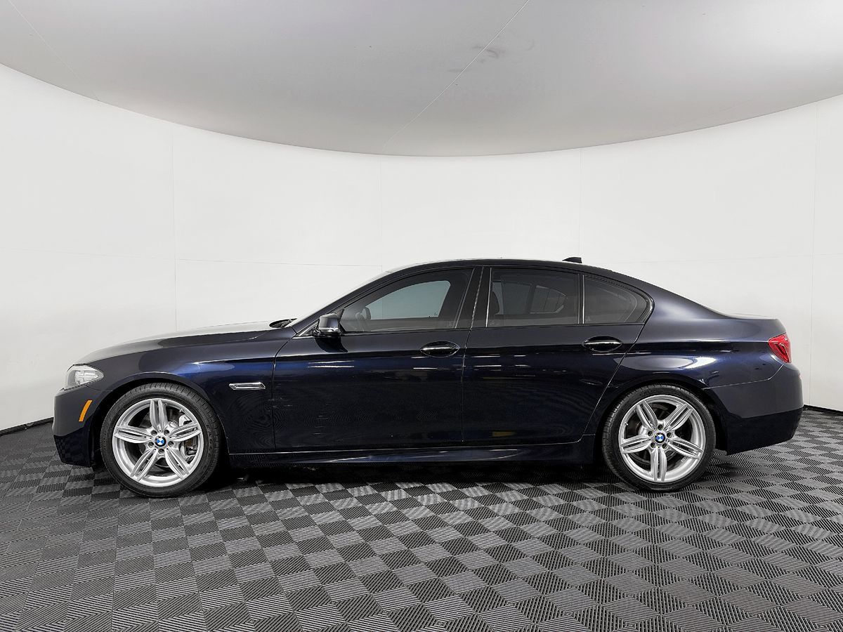 BMW 5 Series photo 17
