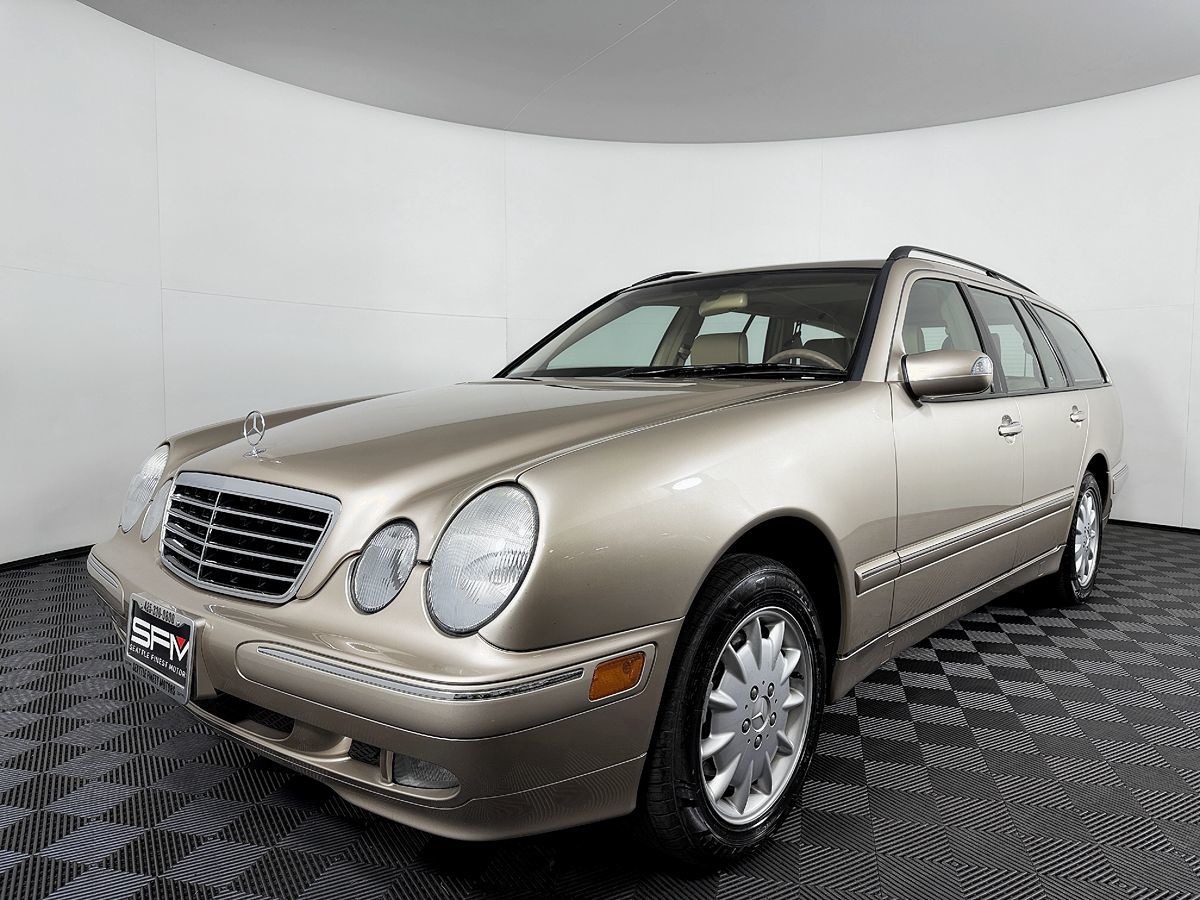 2001 メルセデスベンツ　E320 Used 2001 Mercedes-Benz E320 4MATIC Wagon in Lynnwood