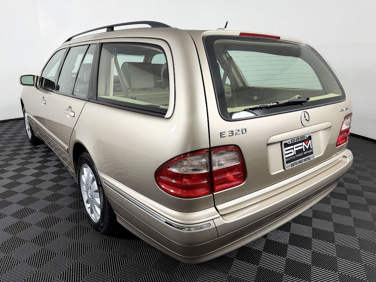 Used 2001 Mercedes-Benz E320 4MATIC Wagon in Lynnwood