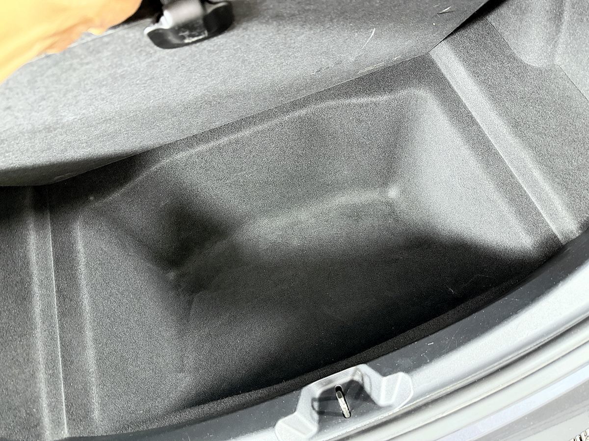 Tesla Model 3 photo 13