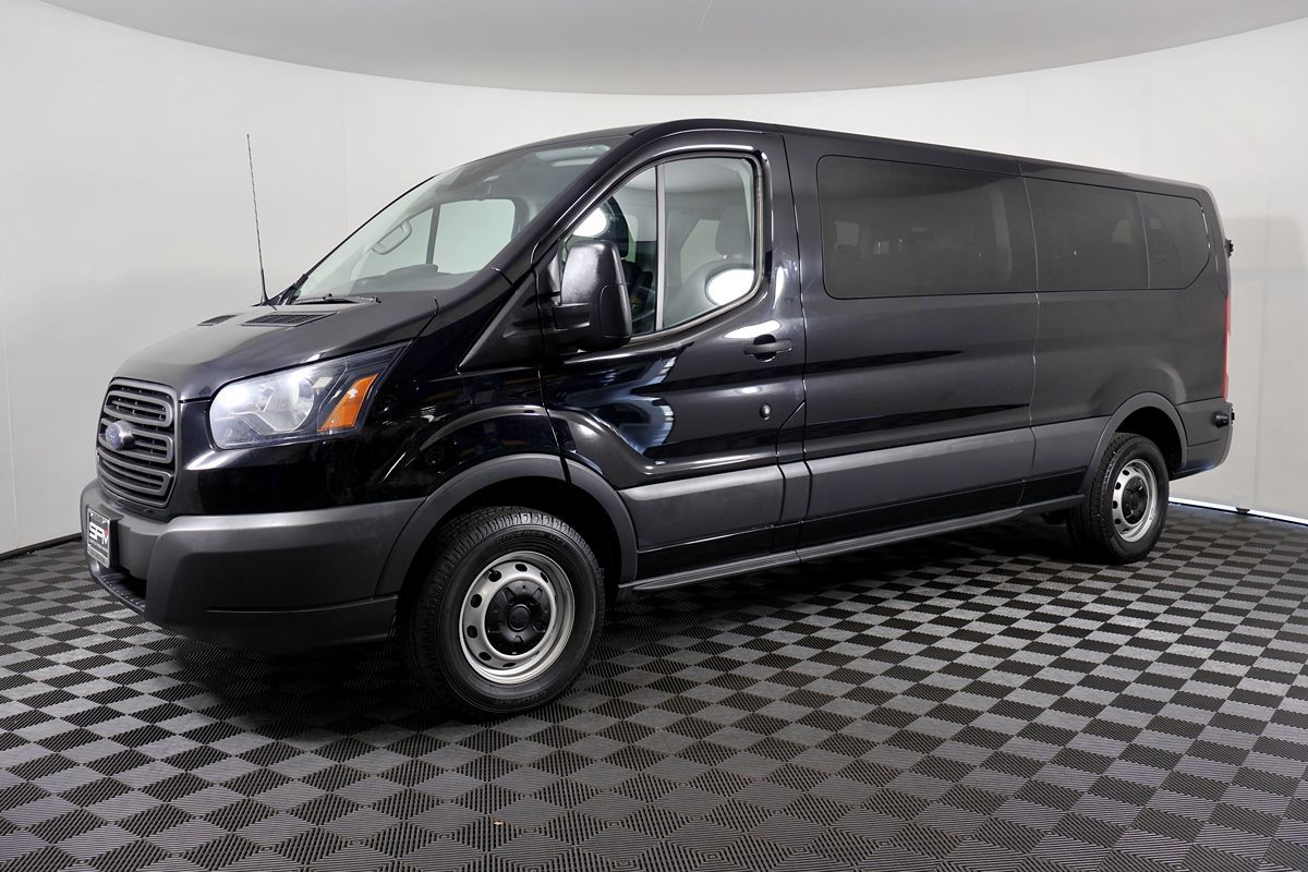 Ford Transit photo 46