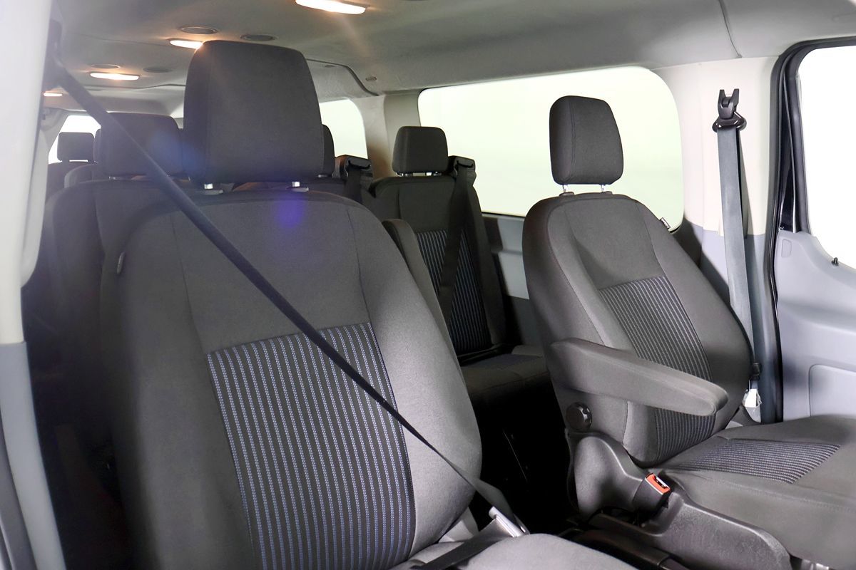 Ford Transit photo 40