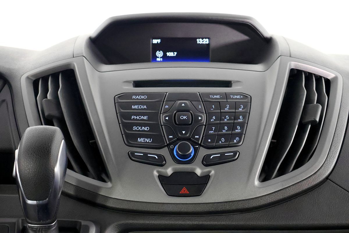 Ford Transit photo 31
