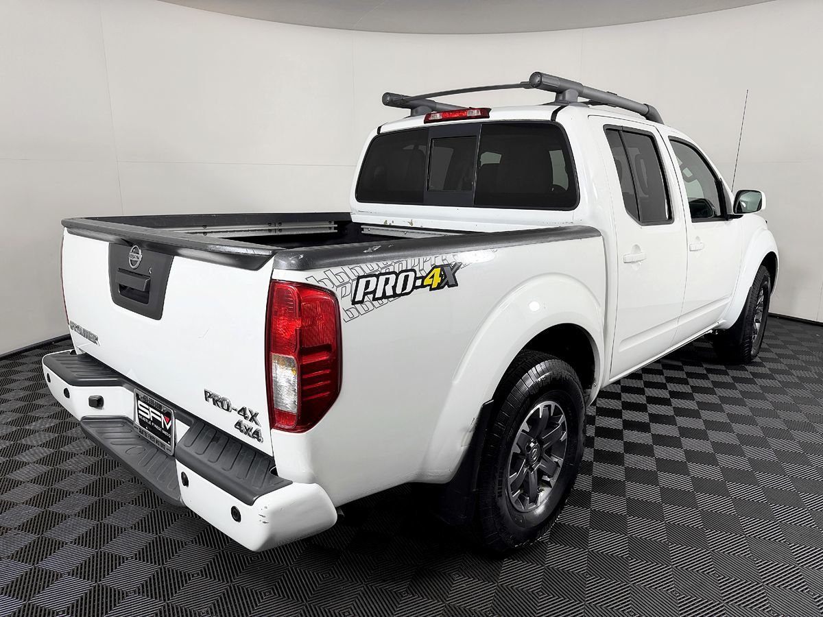 Nissan Frontier photo 8