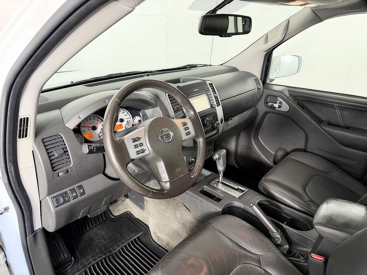 Nissan Frontier photo 30