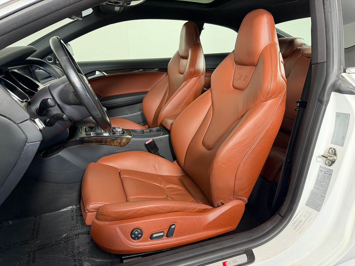 Audi S5 photo 35