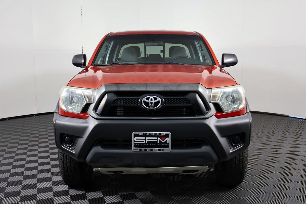 Toyota Tacoma photo 4
