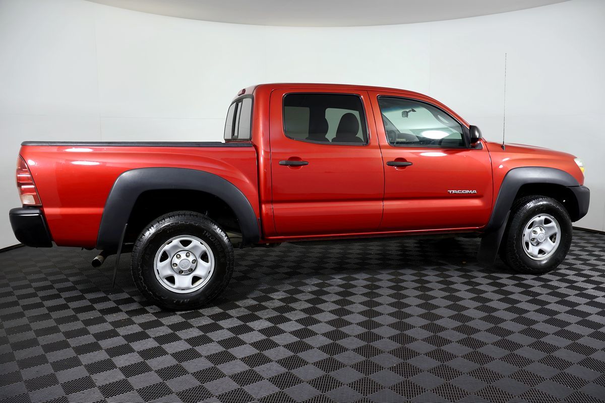 Toyota Tacoma photo 7