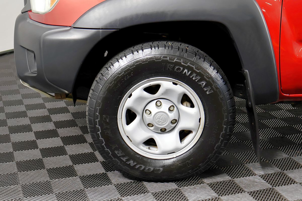 Toyota Tacoma photo 44