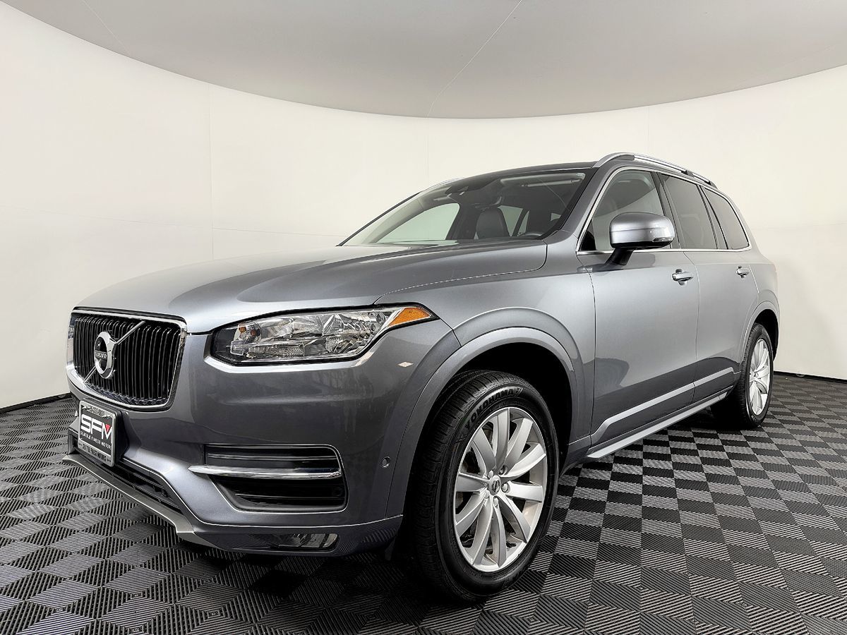 Volvo XC90 photo 2