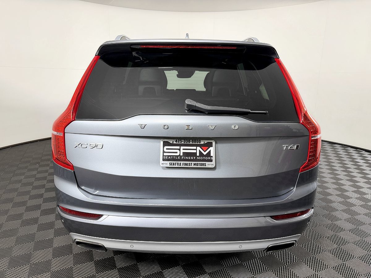 Volvo XC90 photo 10
