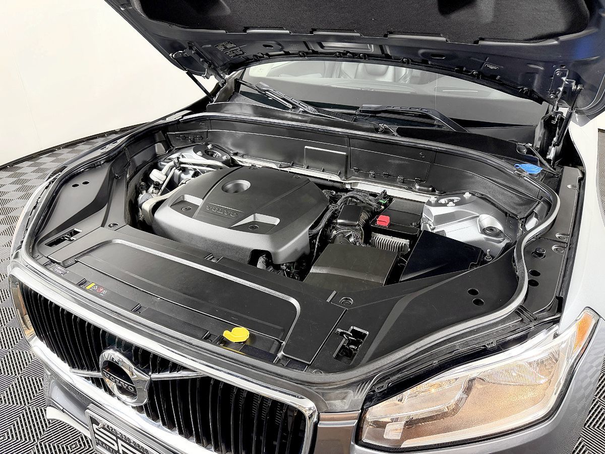 Volvo XC90 photo 20