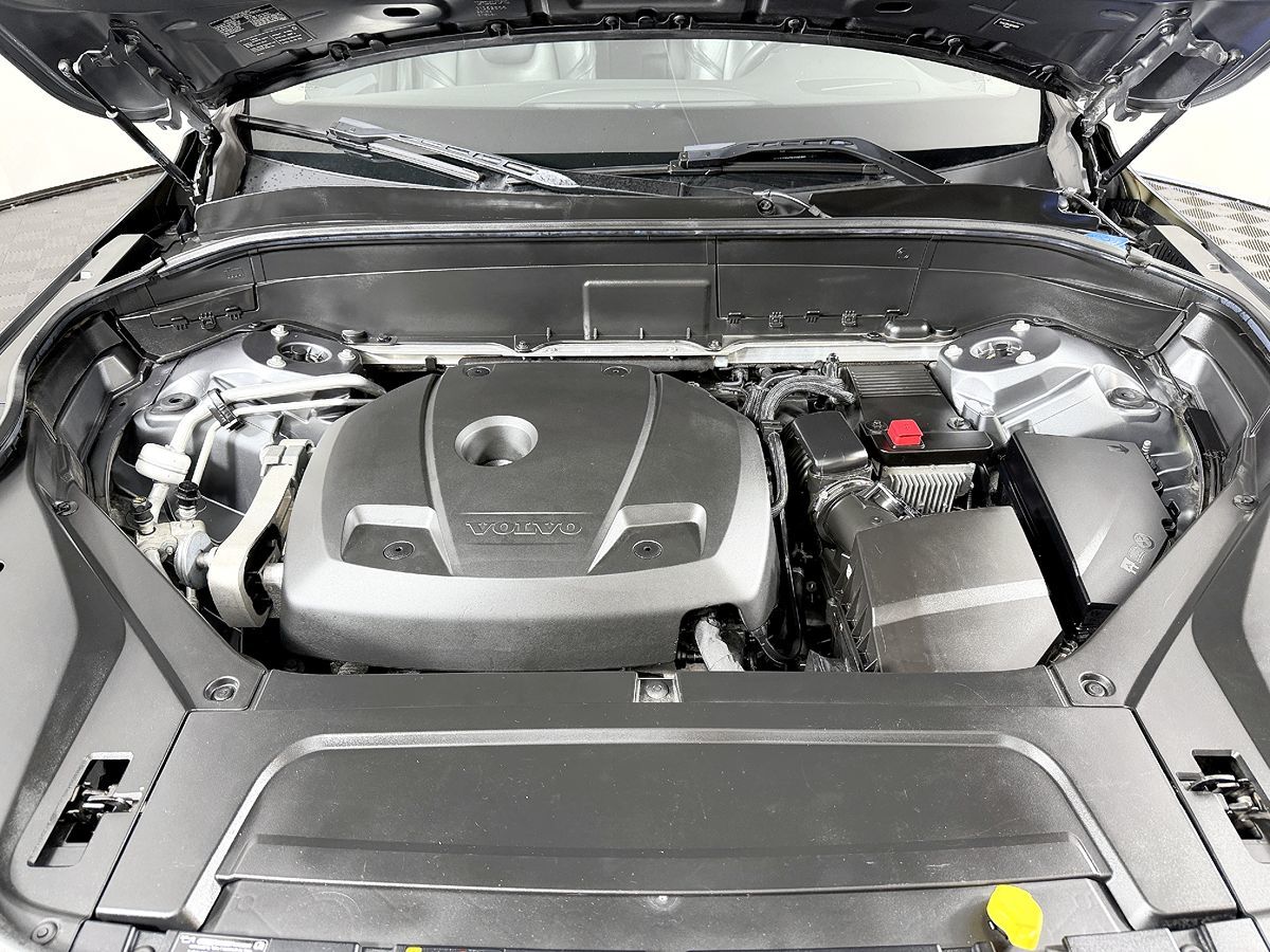 Volvo XC90 photo 22
