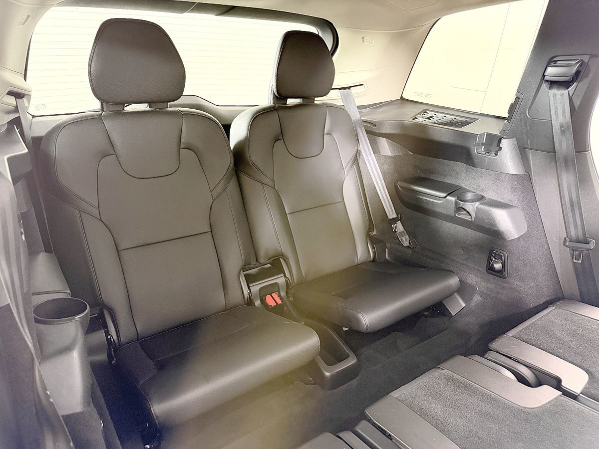 Volvo XC90 photo 46