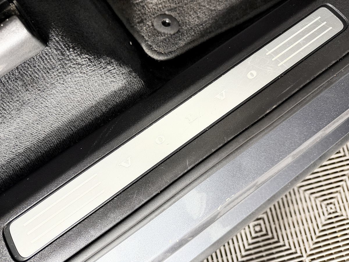 Volvo XC90 photo 57