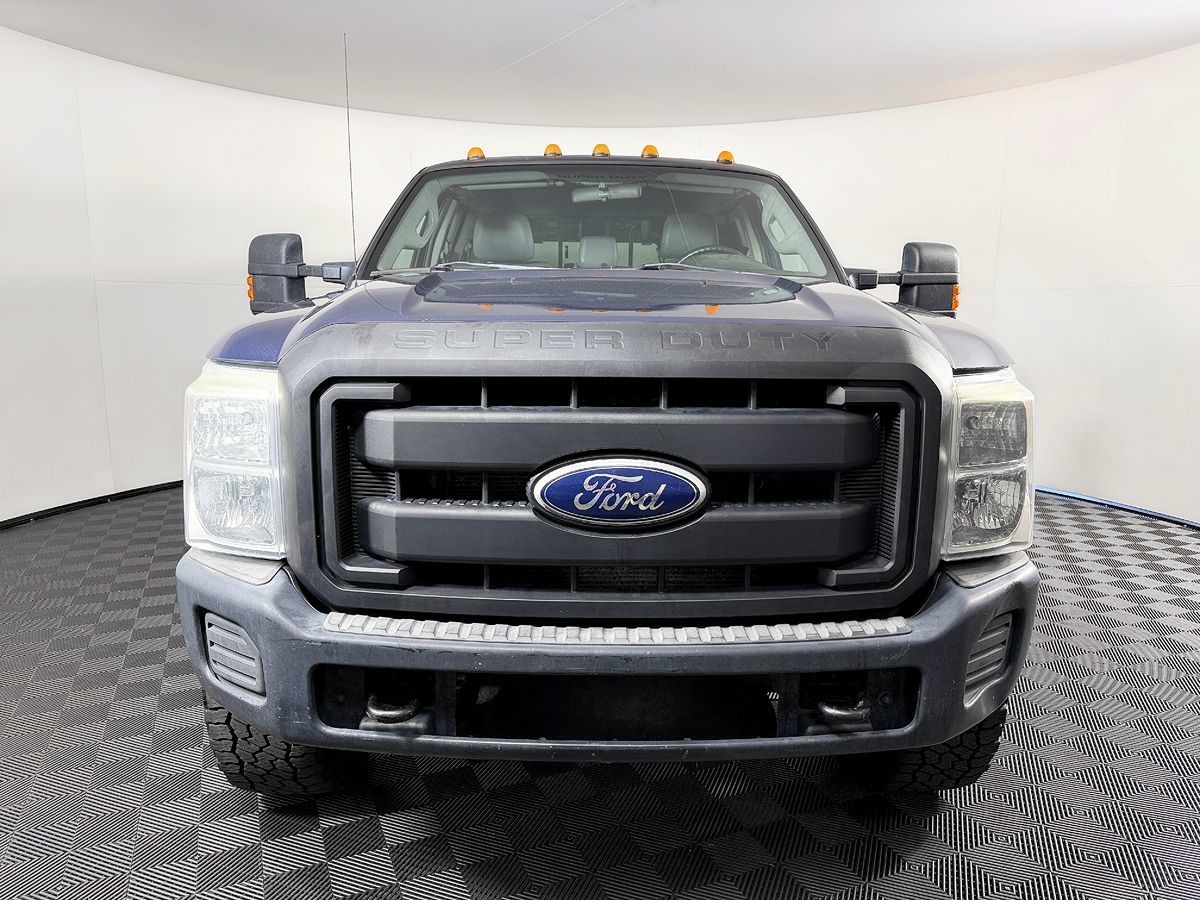 Ford F-350 photo 4