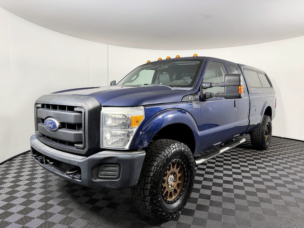 Ford F-350 photo 2