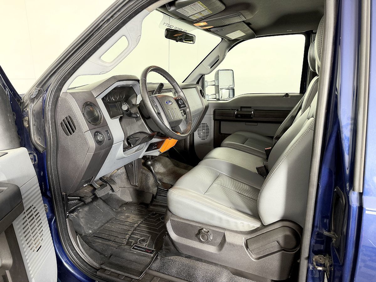 Ford F-350 photo 32