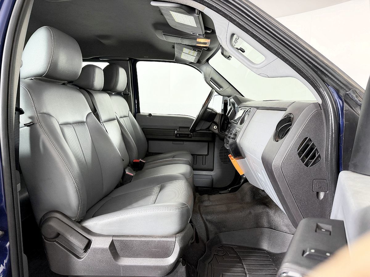Ford F-350 photo 43