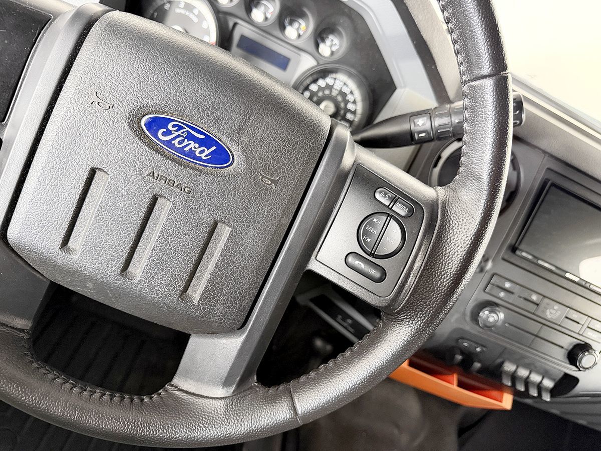 Ford F-350 photo 49