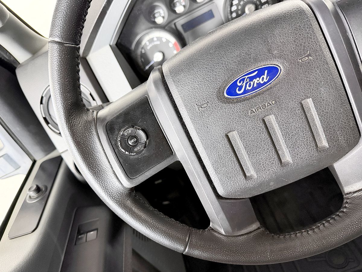 Ford F-350 photo 50
