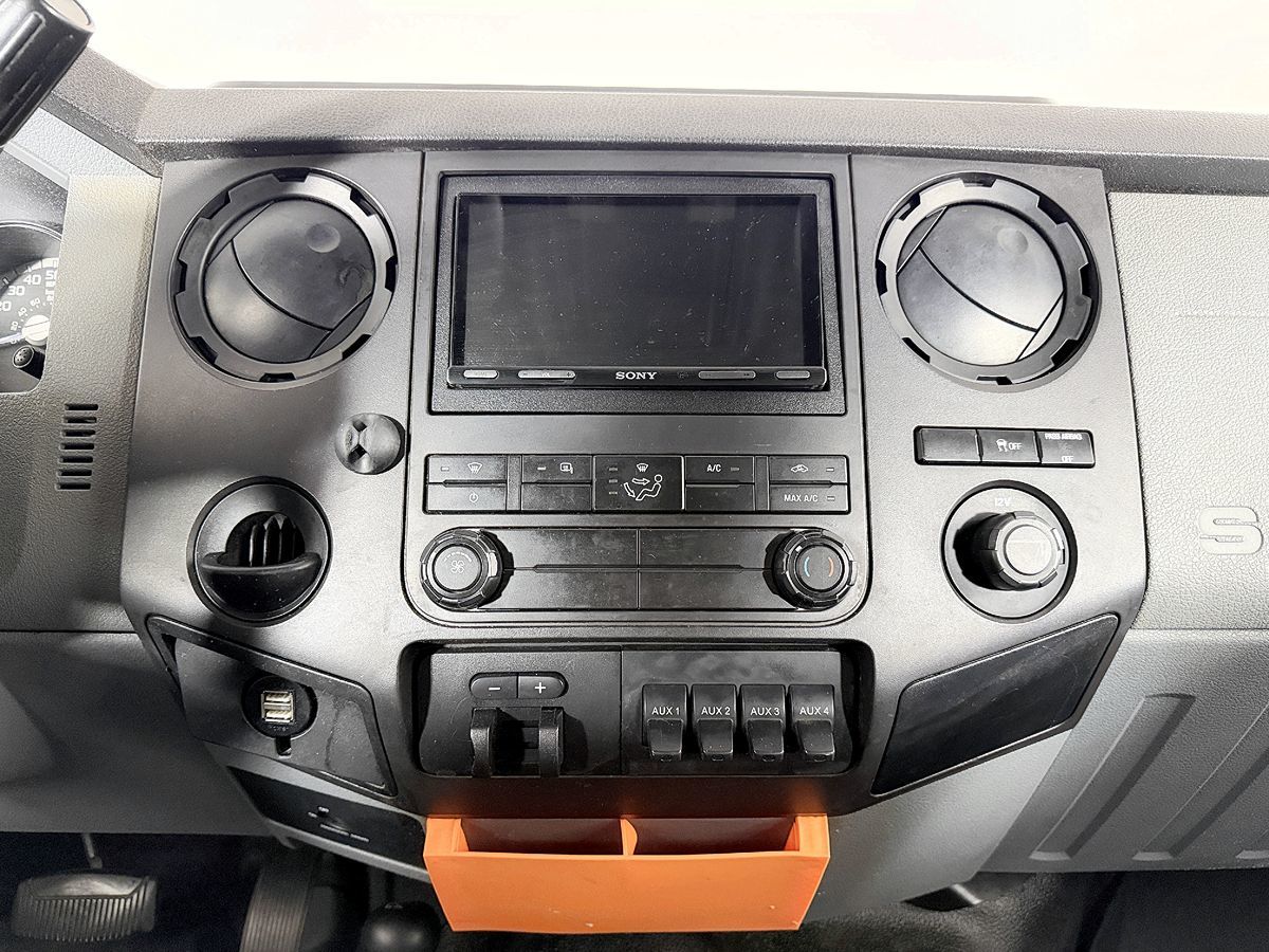 Ford F-350 photo 52