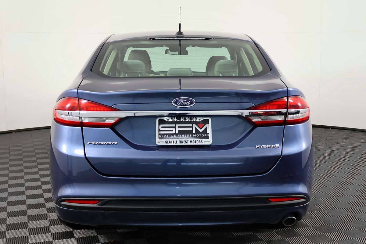 Ford Fusion photo 10