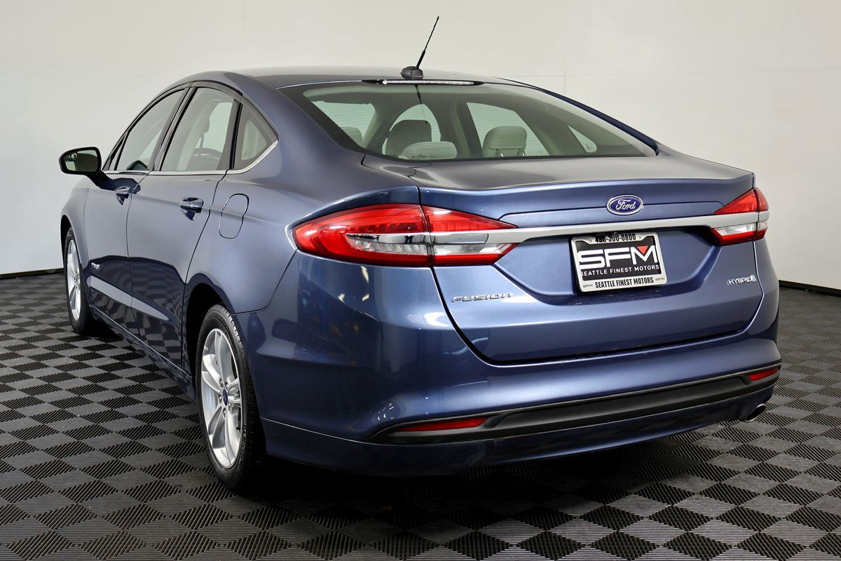 Ford Fusion photo 11
