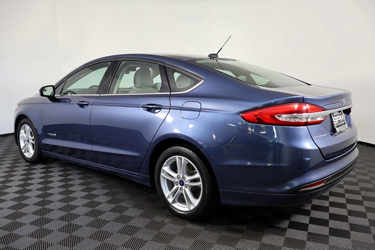 Ford Fusion photo 12