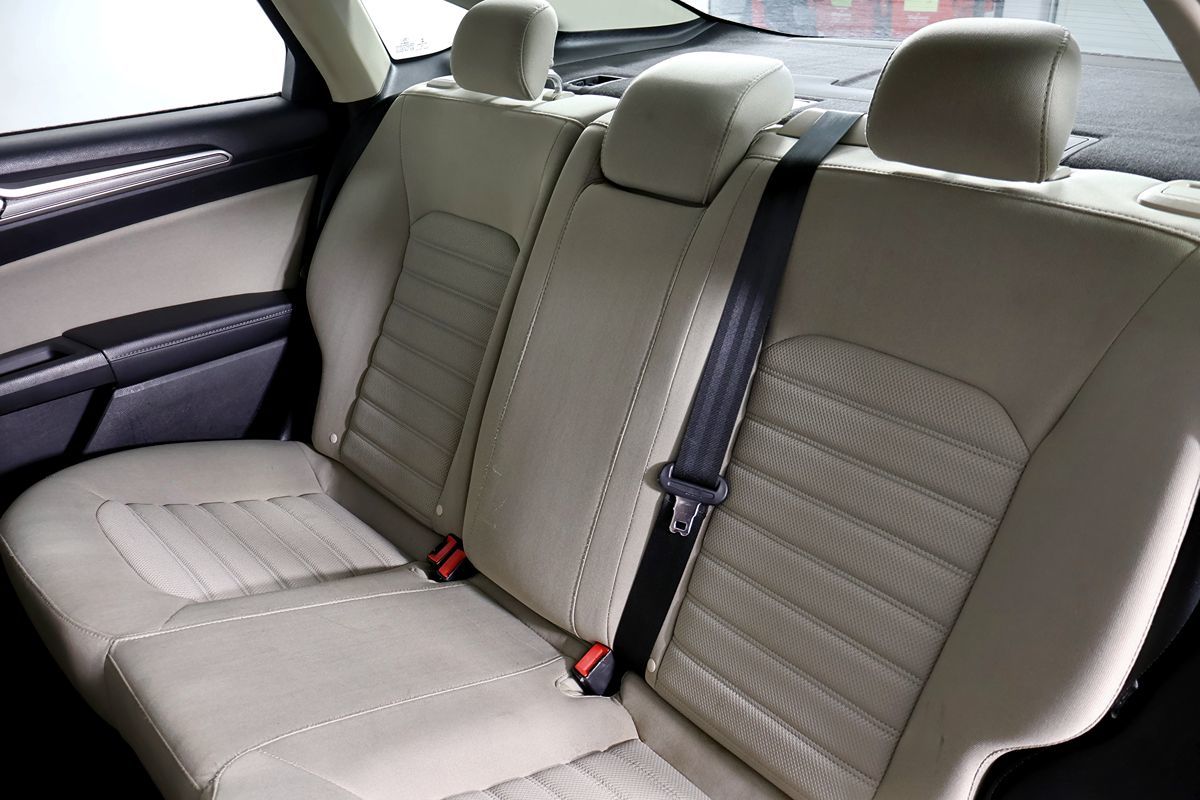 Ford Fusion photo 40