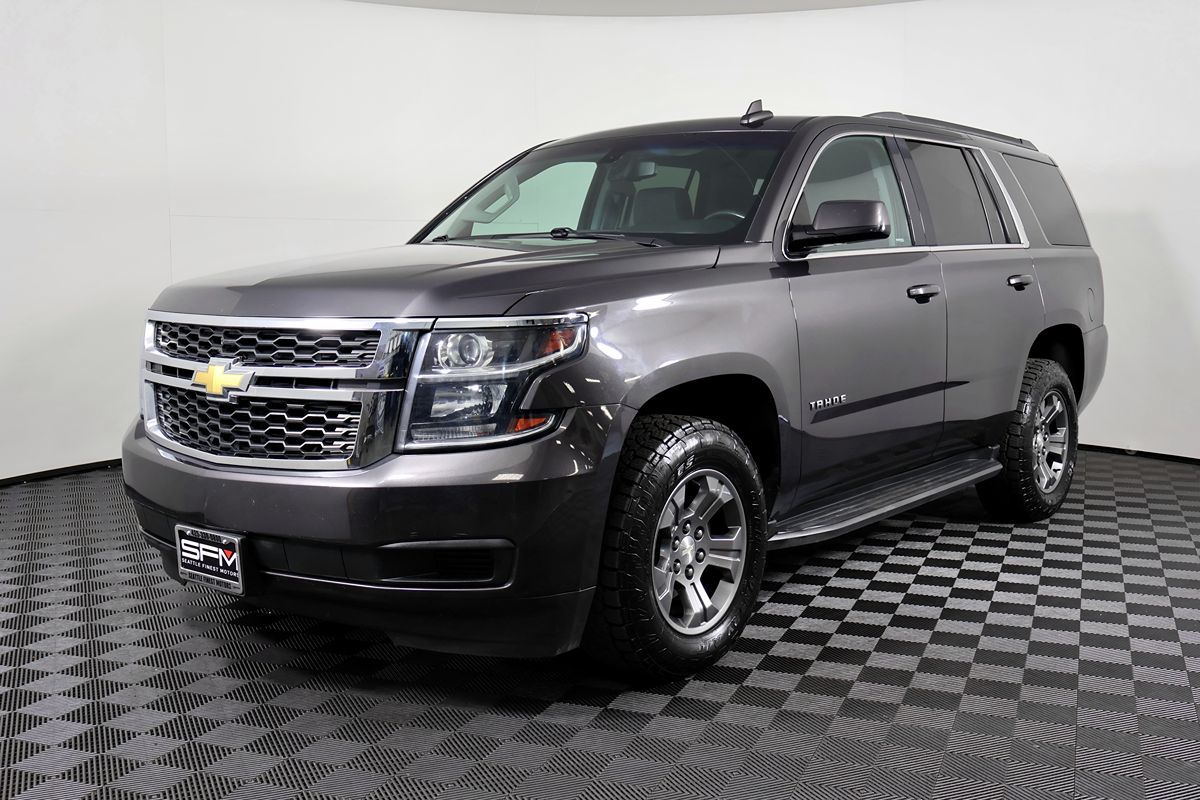 Chevrolet Tahoe photo 2