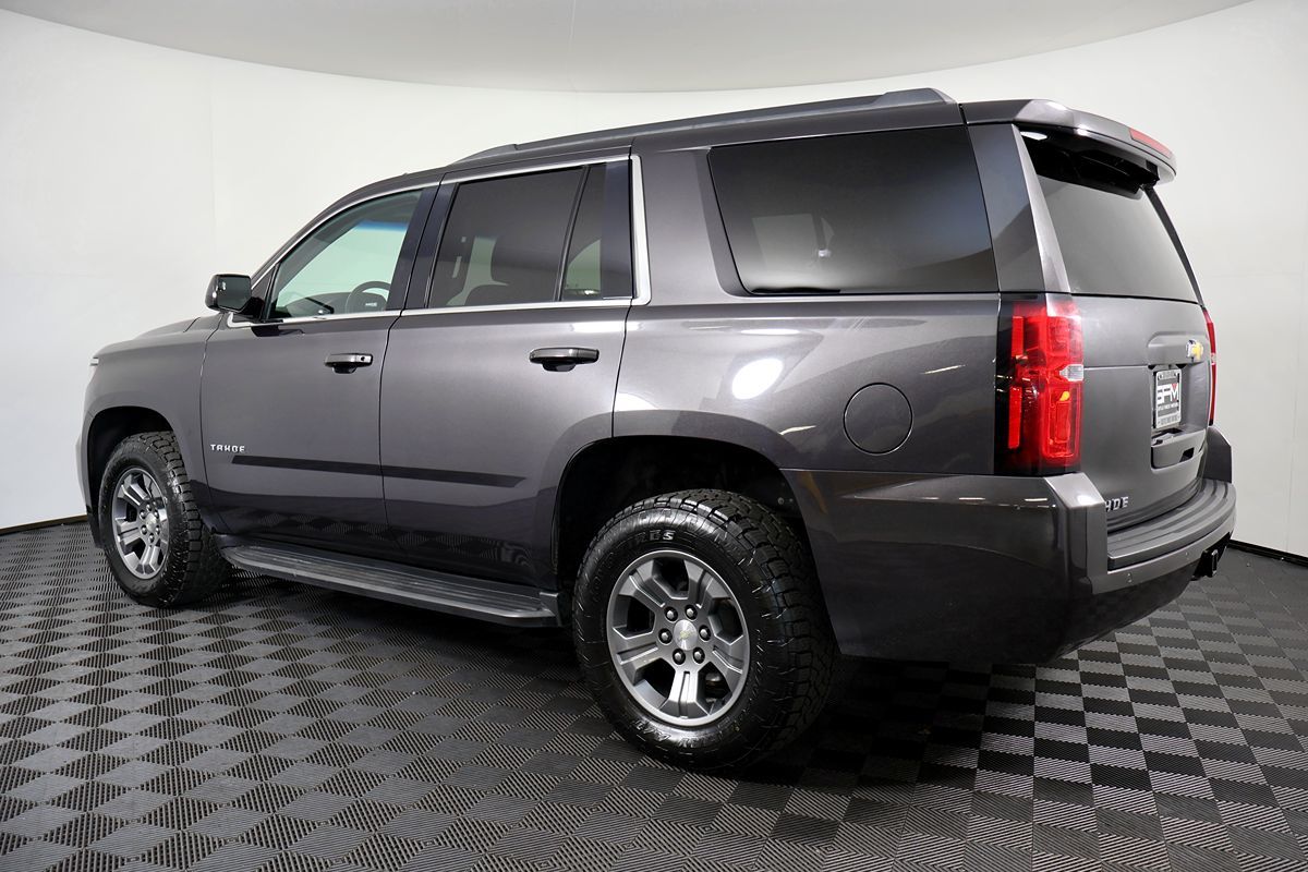 Chevrolet Tahoe photo 12