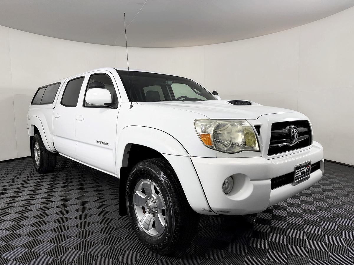 Toyota Tacoma photo 6