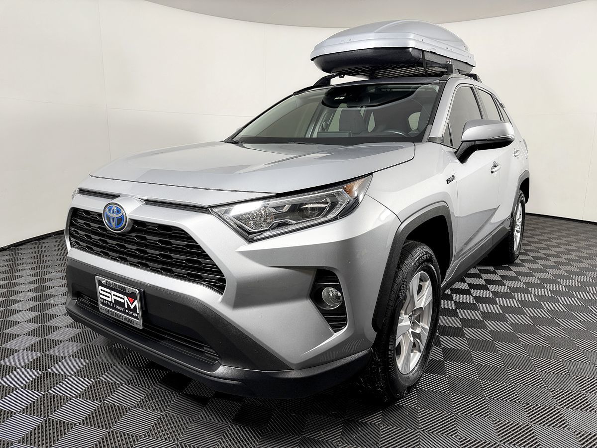 Toyota RAV4 photo 3