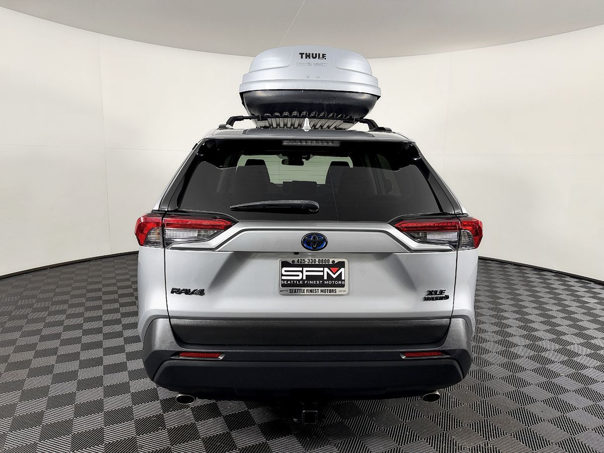 Toyota RAV4 photo 10