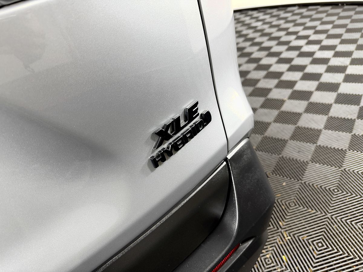 Toyota RAV4 photo 11