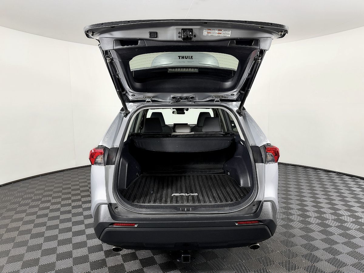 Toyota RAV4 photo 14