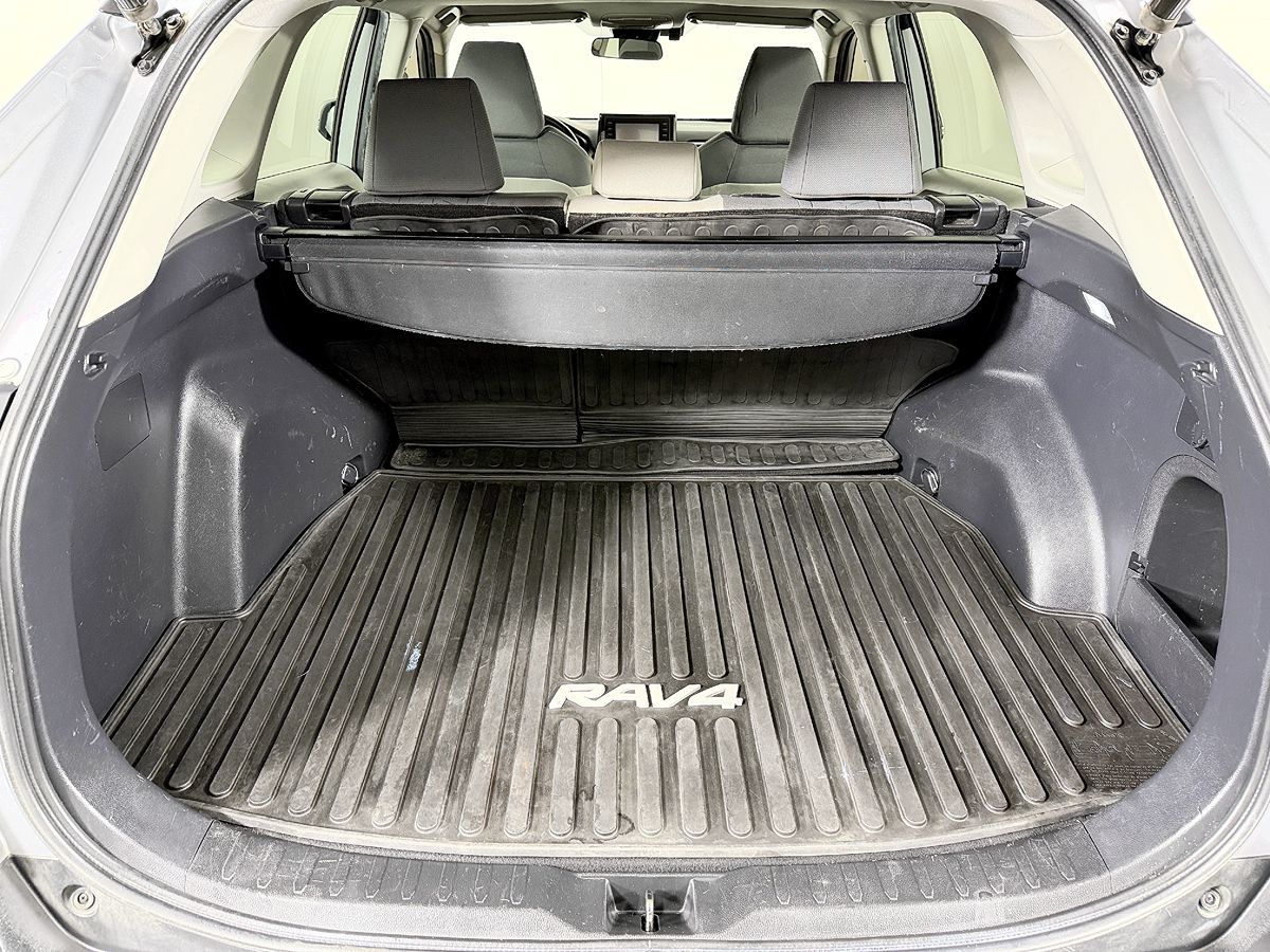 Toyota RAV4 photo 15
